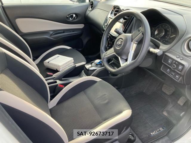 Nissan NOTE 2019-01 8457121-8