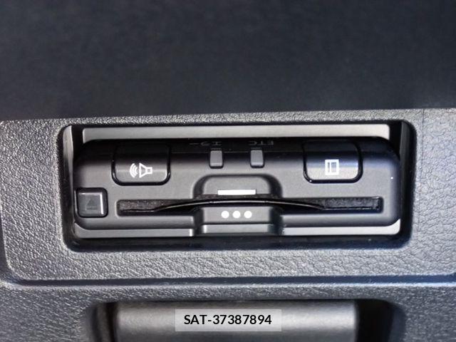Nissan NOTE 2022-06 8485865-6