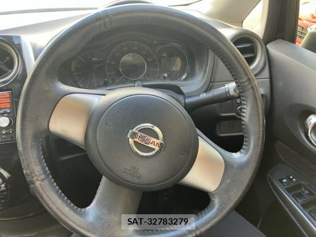 Nissan NOTE 2013-12 8485870-17