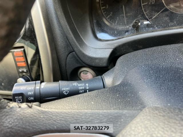 Nissan NOTE 2013-12 8485870-19