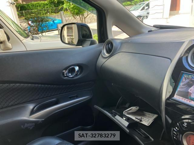 Nissan NOTE 2013-12 8485870-25