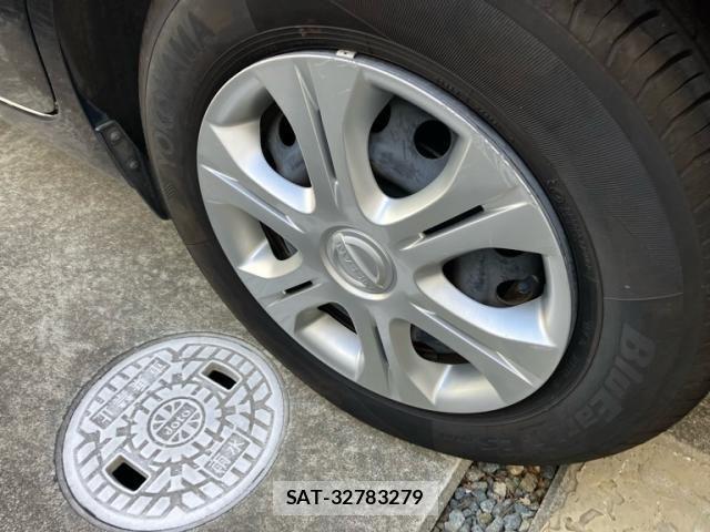 Nissan NOTE 2013-12 8485870-7