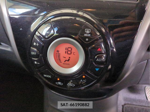 Nissan NOTE 2013-07 8485871-10