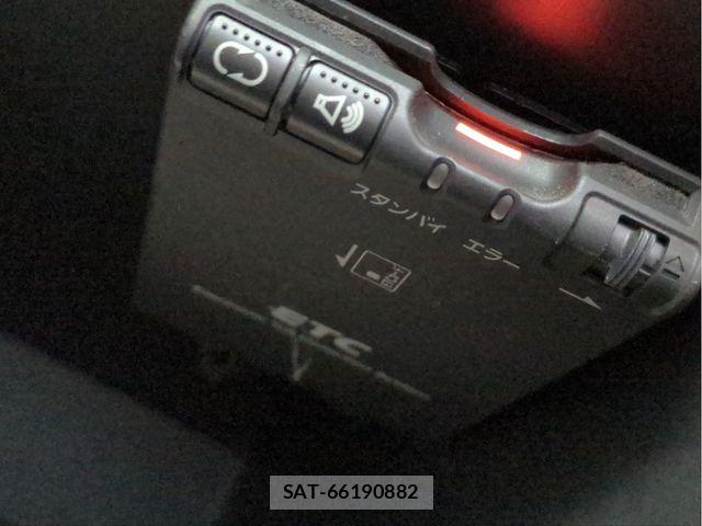 Nissan NOTE 2013-07 8485871-14