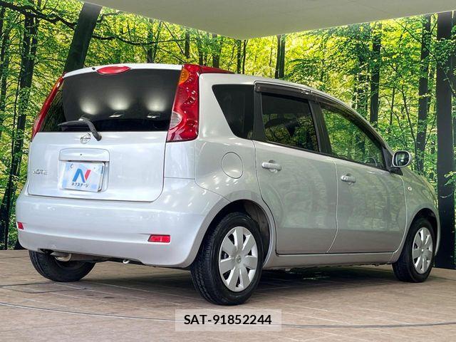 Nissan NOTE 2011-09 8485869-16