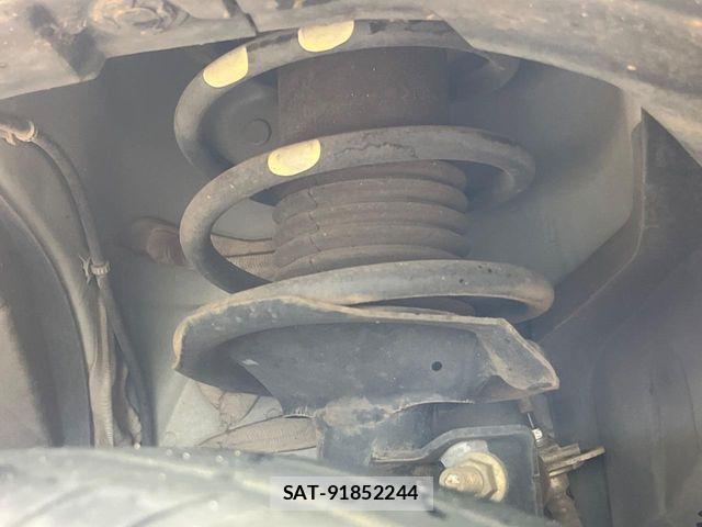 Nissan NOTE 2011-09 8485869-19