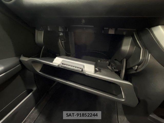 Nissan NOTE 2011-09 8485869-6
