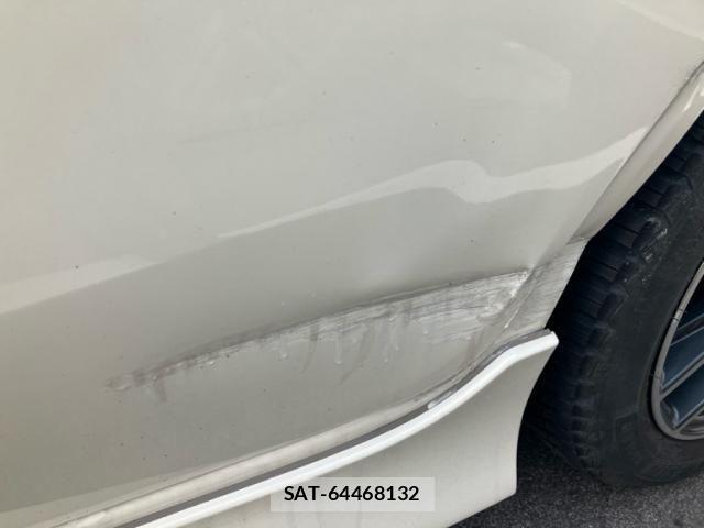 Nissan NOTE 2018-02 8526365-11