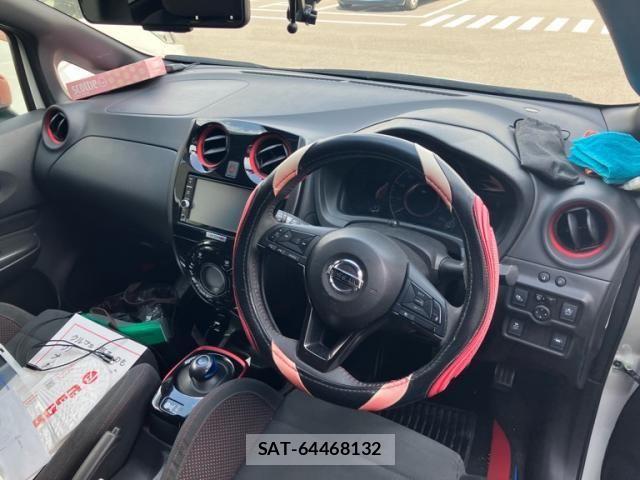 Nissan NOTE 2018-02 8526365-13