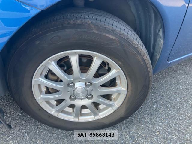 Nissan NOTE 2018-01 8526367-11