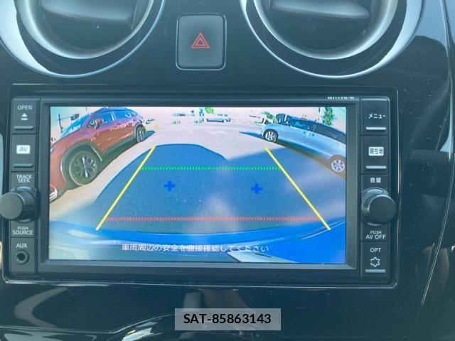 Nissan NOTE 2018-01 8526367-21