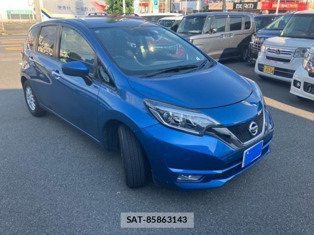Nissan NOTE 2018-01 8526367-2