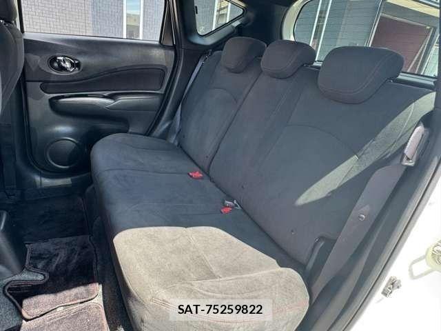 Nissan NOTE 2018-03 8526351-11
