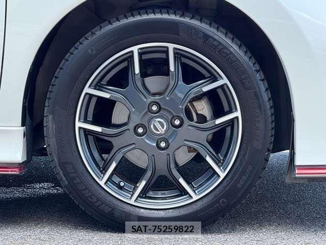 Nissan NOTE 2018-03 8526351-7
