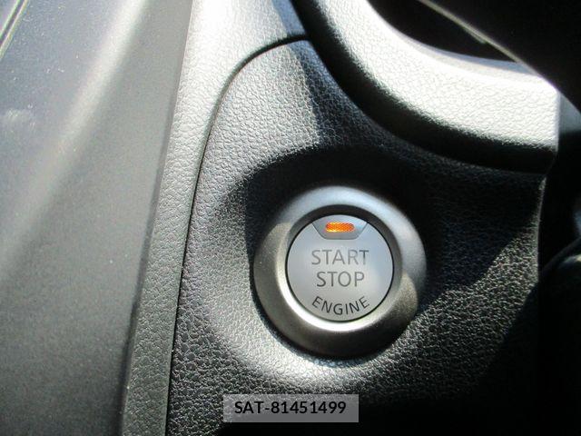 Nissan NOTE 2018-06 8526372-12