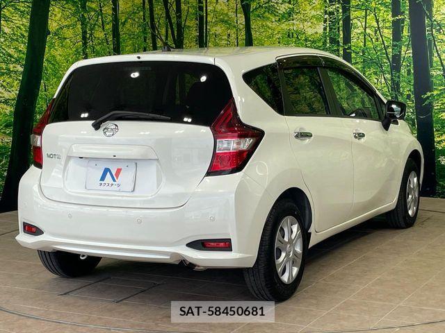 Nissan NOTE 2019-10 8526358-17