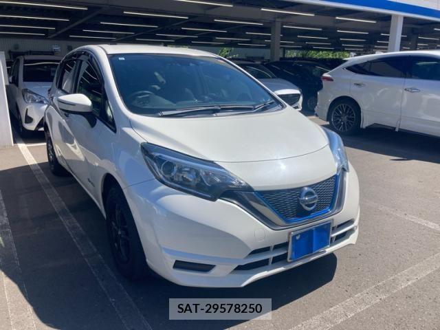 Nissan NOTE 2017-12 8526378-0
