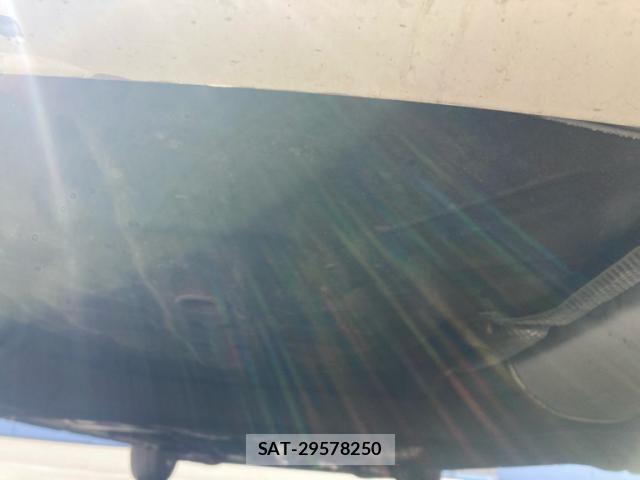 Nissan NOTE 2017-12 8526378-9