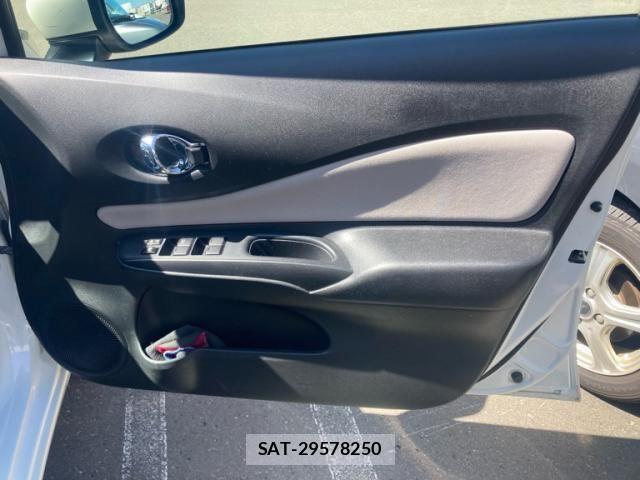 Nissan NOTE 2017-12 8526378-15