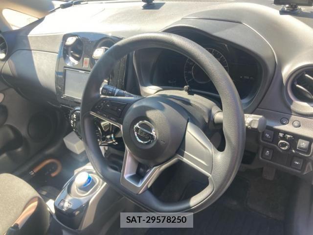 Nissan NOTE 2017-12 8526378-18
