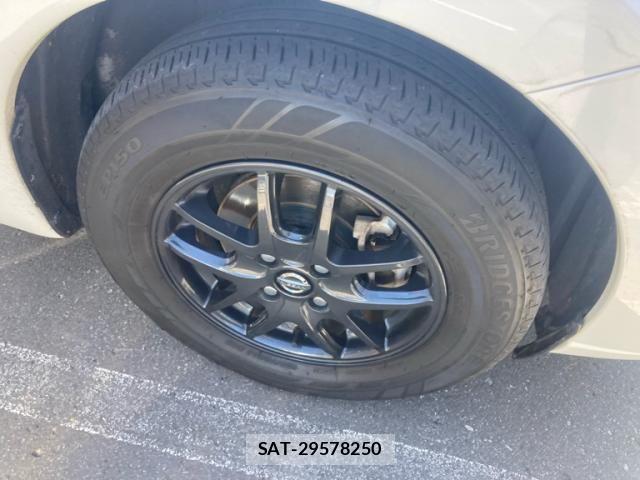 Nissan NOTE 2017-12 8526378-5
