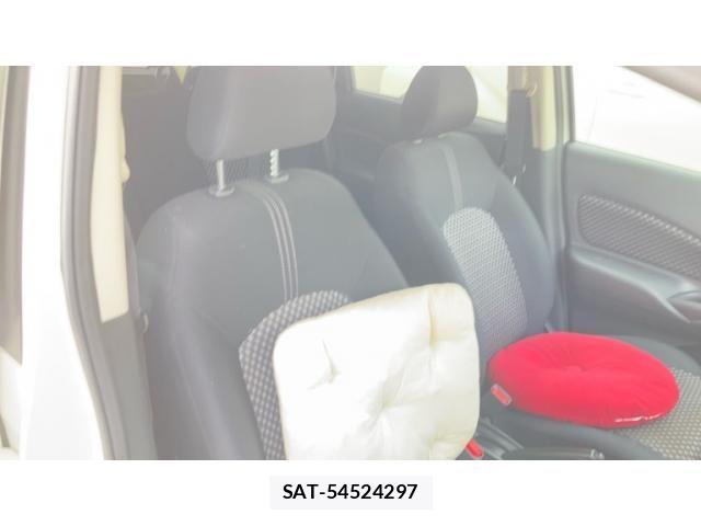 Nissan NOTE 2012-10 8526379-17