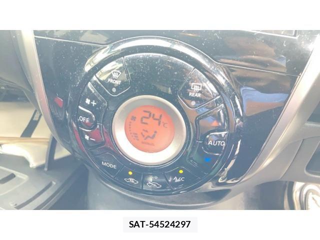 Nissan NOTE 2012-10 8526379-5