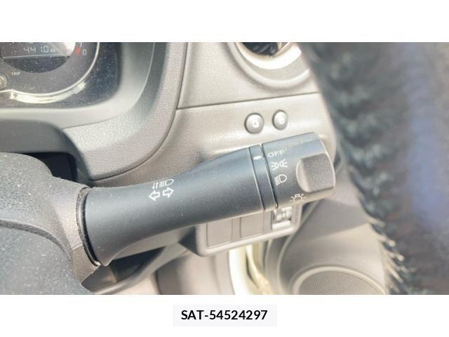 Nissan NOTE 2012-10 8526379-8
