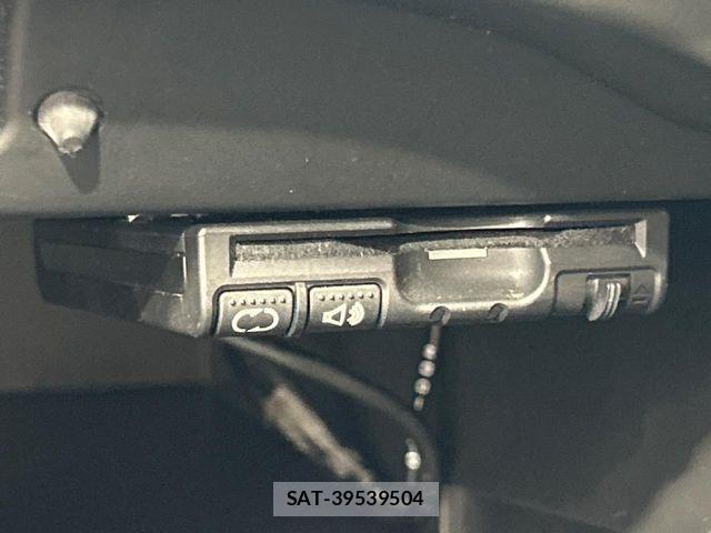 Nissan NOTE 2014-03 8526369-4