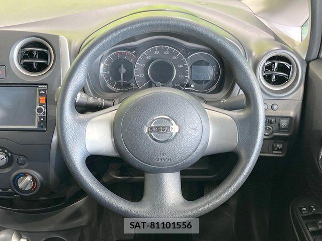 Nissan NOTE 2013-10 8526375-7