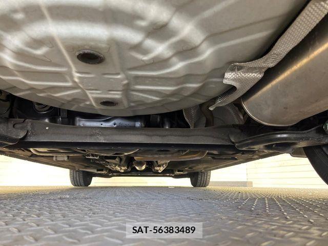 Nissan NOTE 2015-07 8526371-18