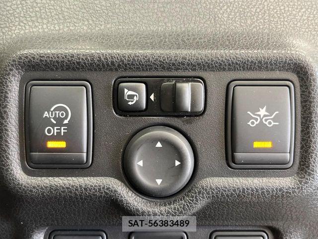 Nissan NOTE 2015-07 8526371-4