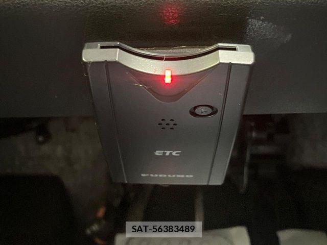 Nissan NOTE 2015-07 8526371-6