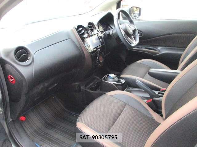 Nissan NOTE 2017-07 8526370-10