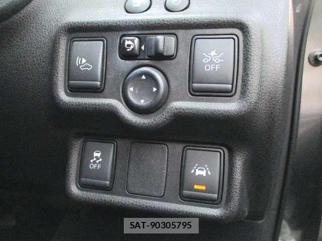 Nissan NOTE 2017-07 8526370-2