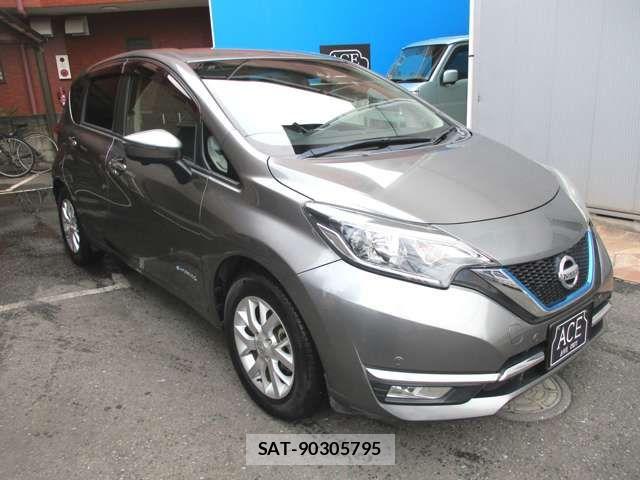 Nissan NOTE 2017-07 8526370-5
