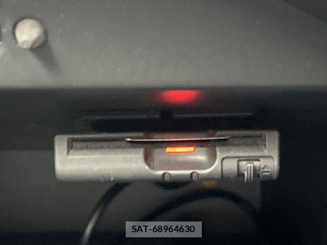 Nissan NOTE 2013-11 8526381-4