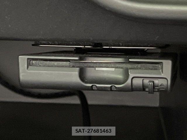 Nissan NOTE 2016-11 8526366-6
