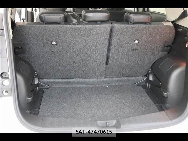 Nissan NOTE 2019-10 8526359-13