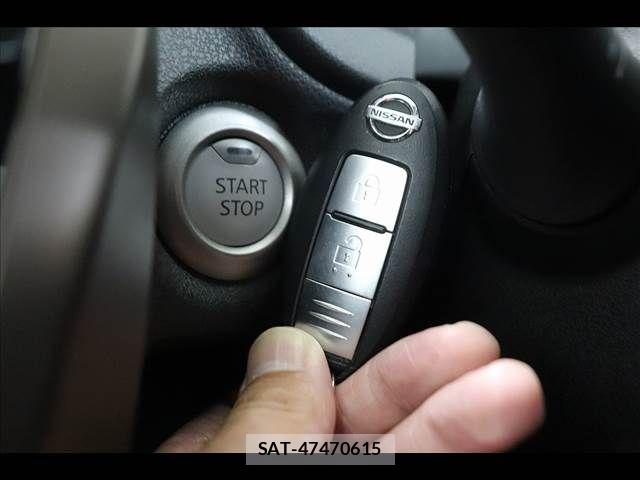 Nissan NOTE 2019-10 8526359-6