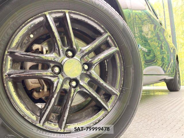 Nissan NOTE 2016-11 8526364-12