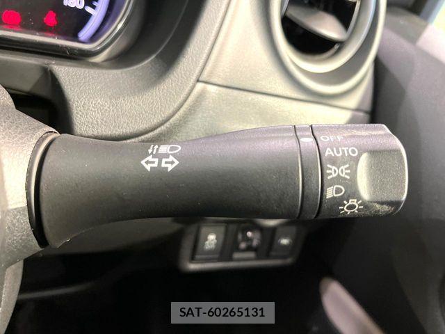Nissan NOTE 2017-07 8526374-5