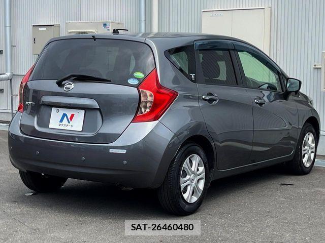 Nissan NOTE 2016-04 8526373-16