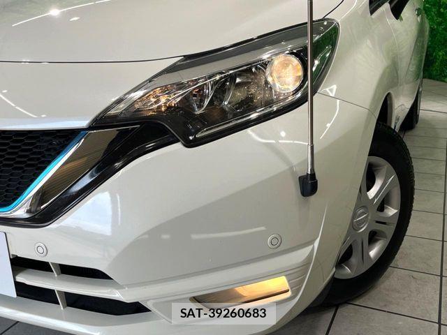 Nissan NOTE 2018-02 8526362-11