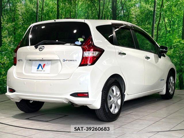 Nissan NOTE 2018-02 8526362-16