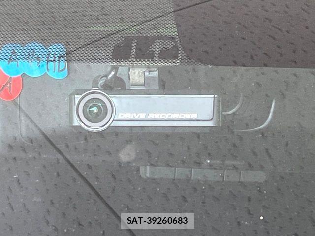 Nissan NOTE 2018-02 8526362-5