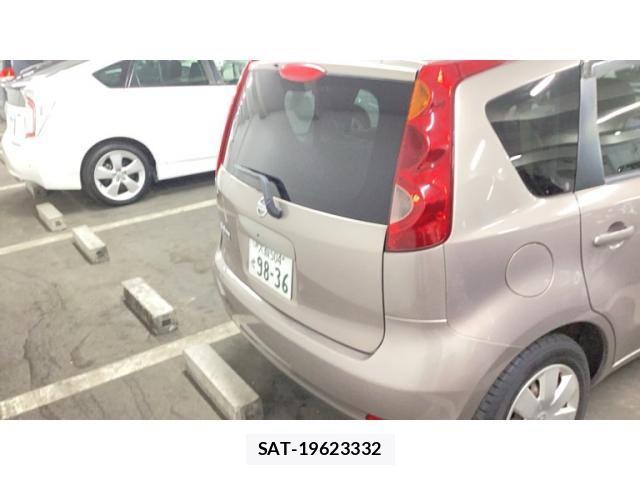 Nissan NOTE 2008-02 8563051-4