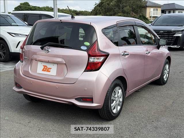 Nissan NOTE 2017-06 8563038-23