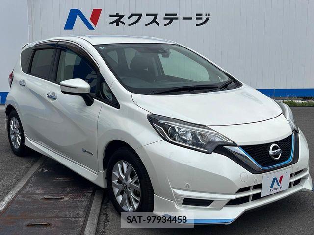 Nissan NOTE 2019-03 8563028-16