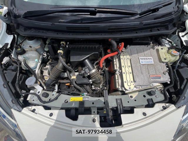 Nissan NOTE 2019-03 8563028-18